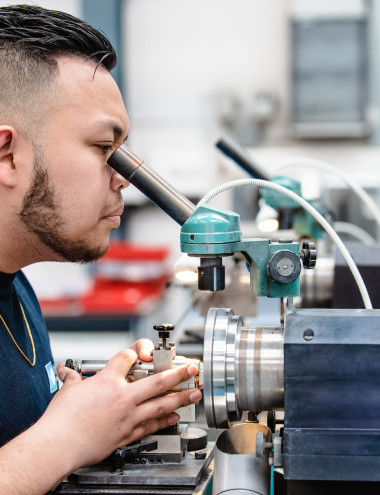 Contour Fine Tooling B.V. Valkenswaard afbeelding 3