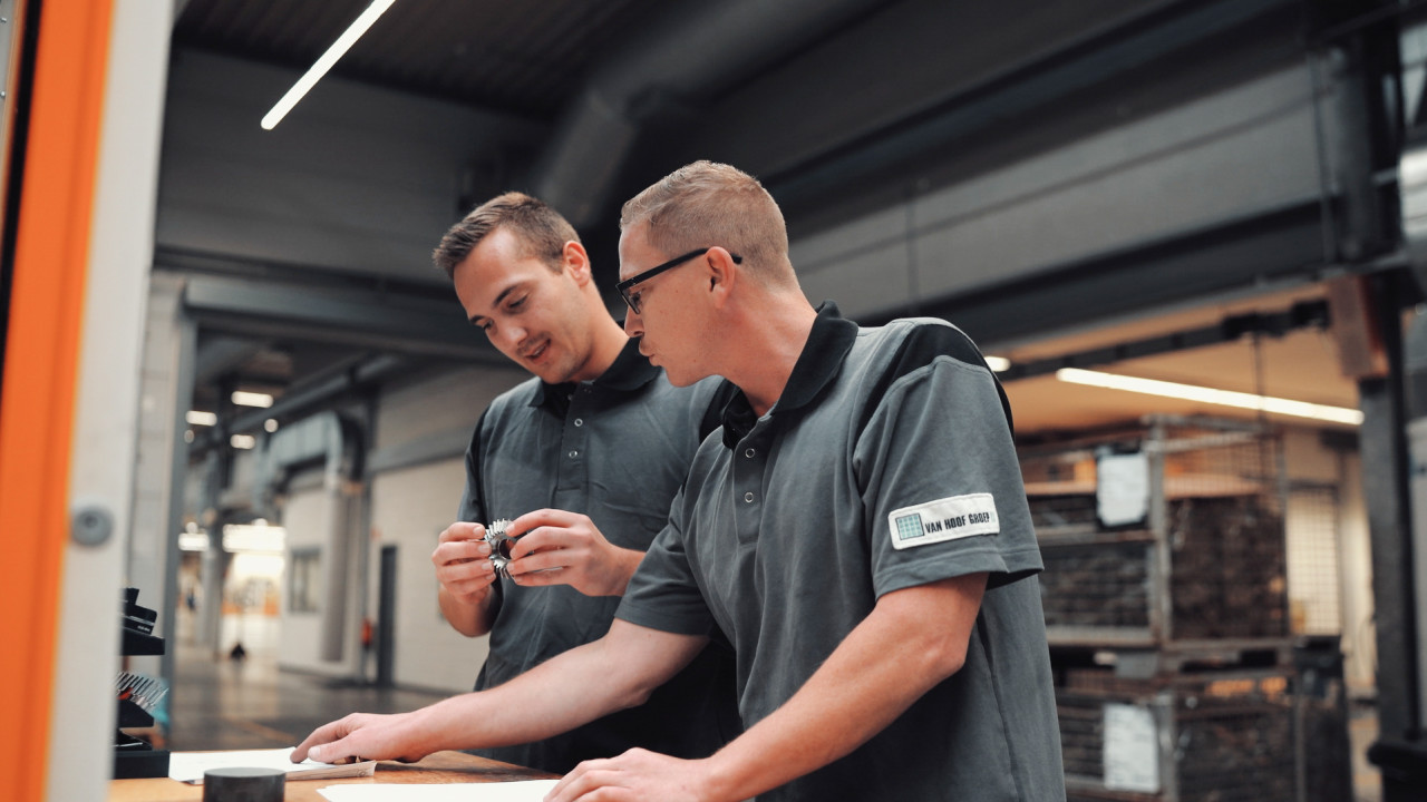 Van Hoof Groep ASTEN afbeelding 1