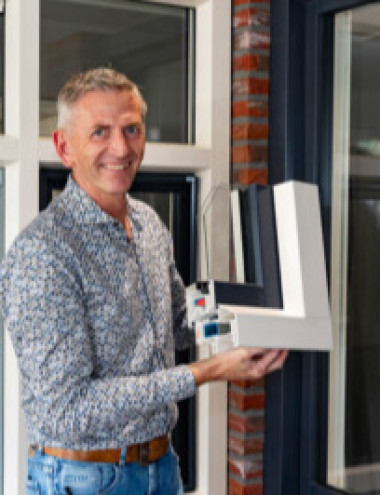 Hendrikx Deuren & Kozijnen Hapert afbeelding 5