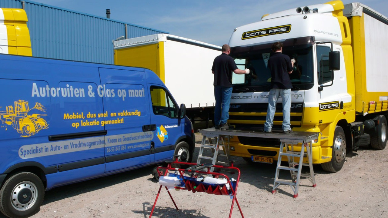 Adriaanse Ruitenservice B.V. Bergeijk afbeelding 6