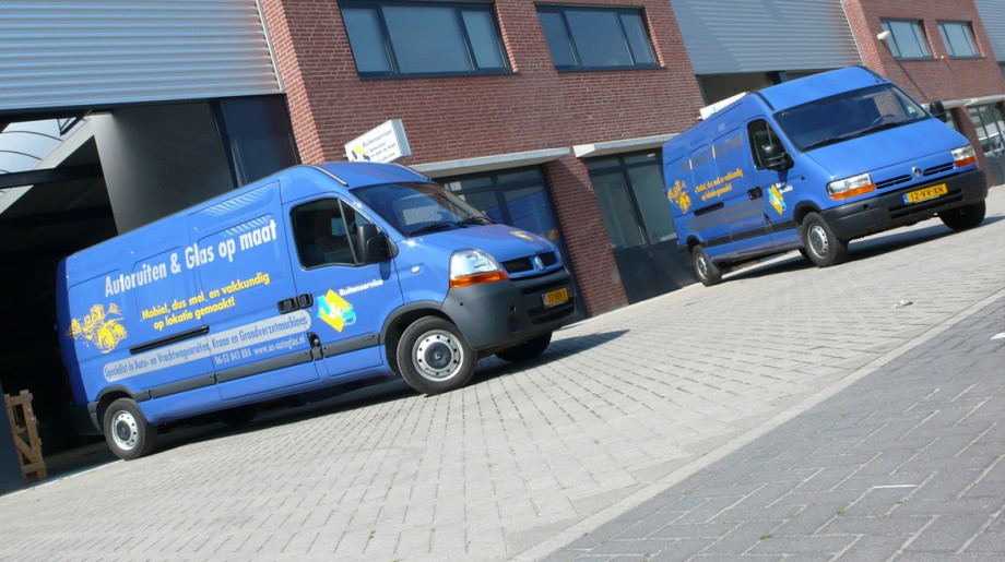 Adriaanse Ruitenservice B.V. Bergeijk afbeelding 2