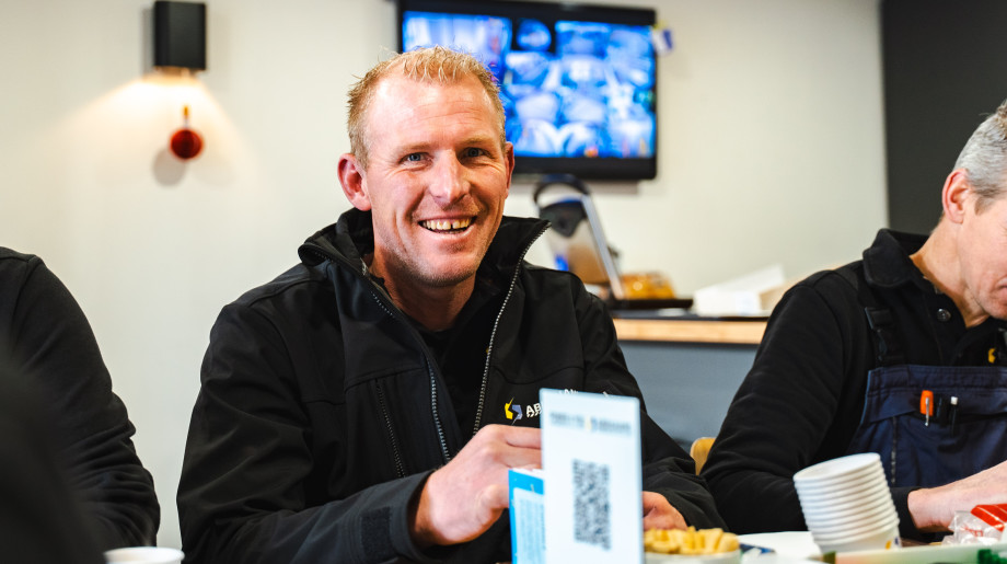 J. Abrahams Auto-elektro en Aggregatenverhuur Hilvarenbeek afbeelding 4