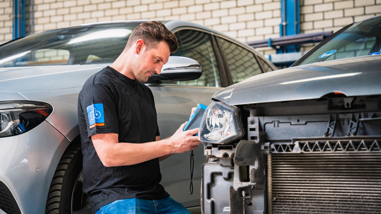 Autoschade Van Raaij & Box VOF Eersel afbeelding 6 Autoschade Van Raaij & Box VOF Eersel afbeelding 6
