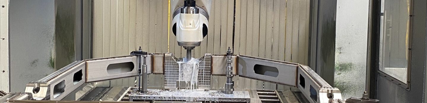 CNC Frezer (3-/ 5 assig)